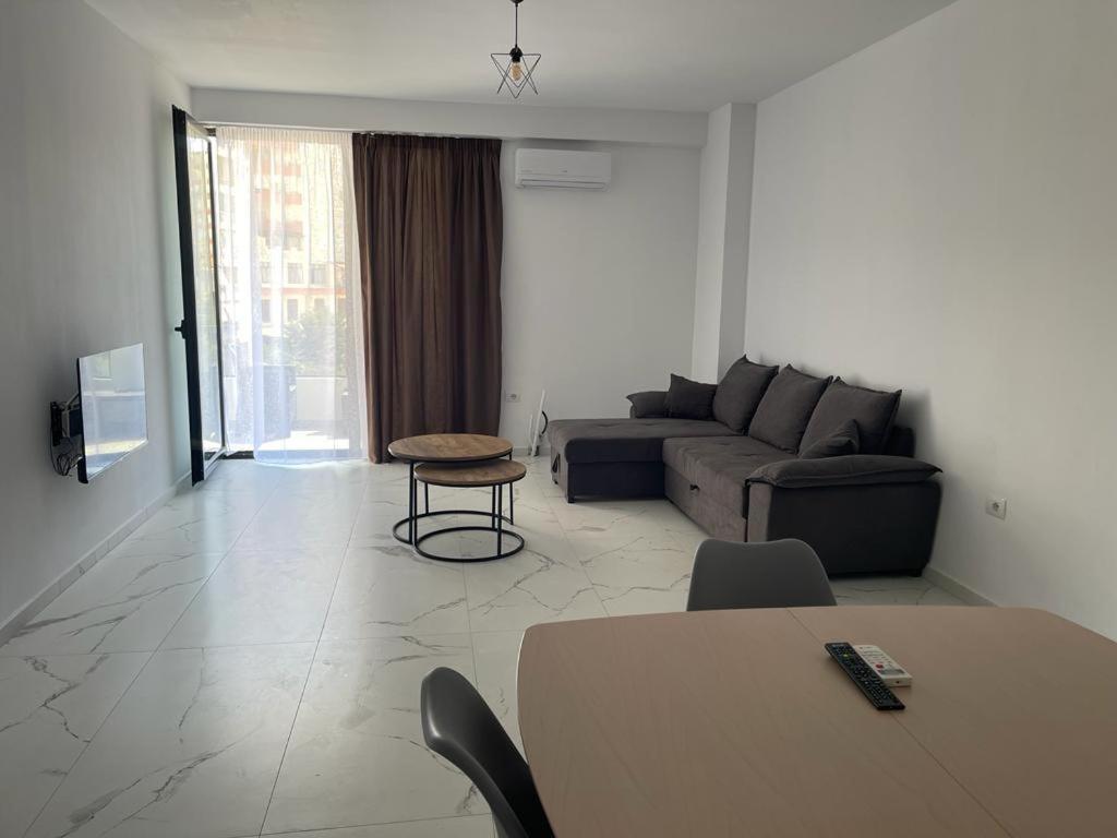 Sunrose Residences Sarande Sarandë Exterior foto