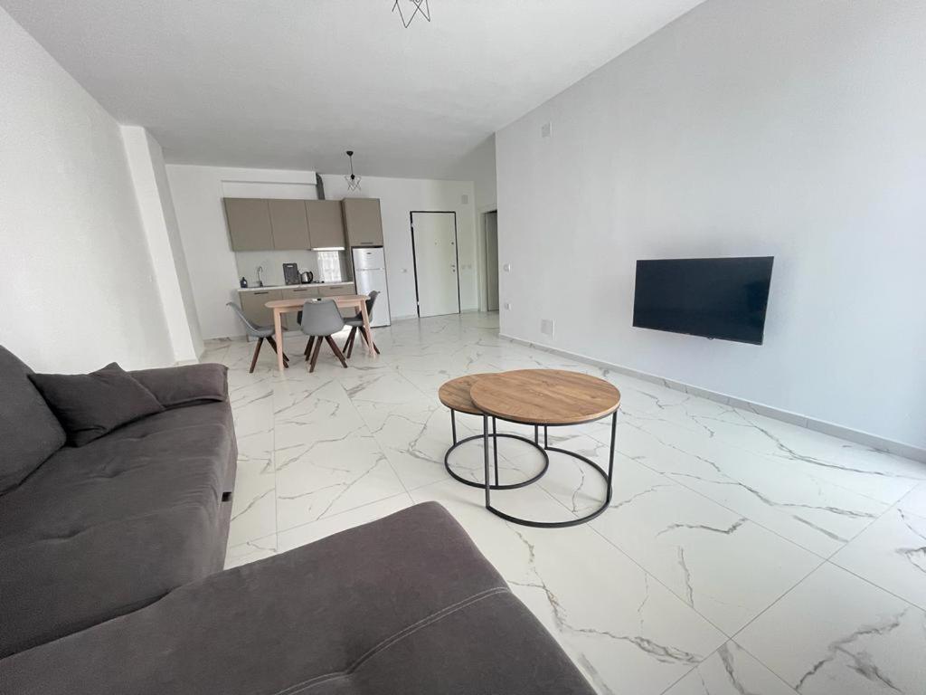 Sunrose Residences Sarande Sarandë Exterior foto