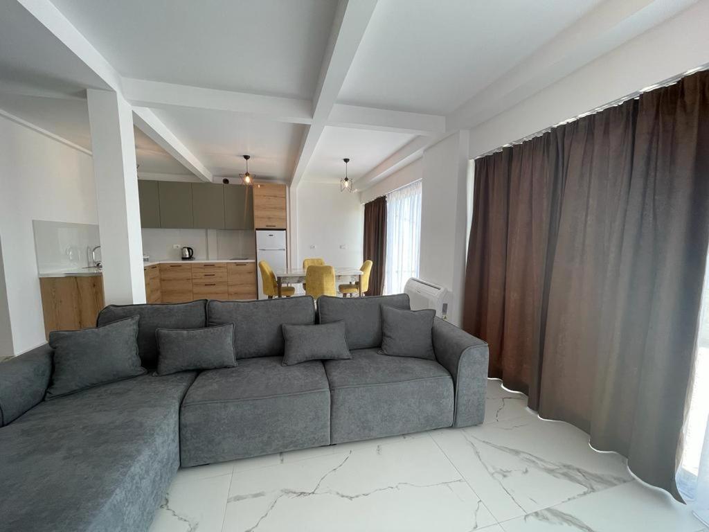 Sunrose Residences Sarande Sarandë Exterior foto