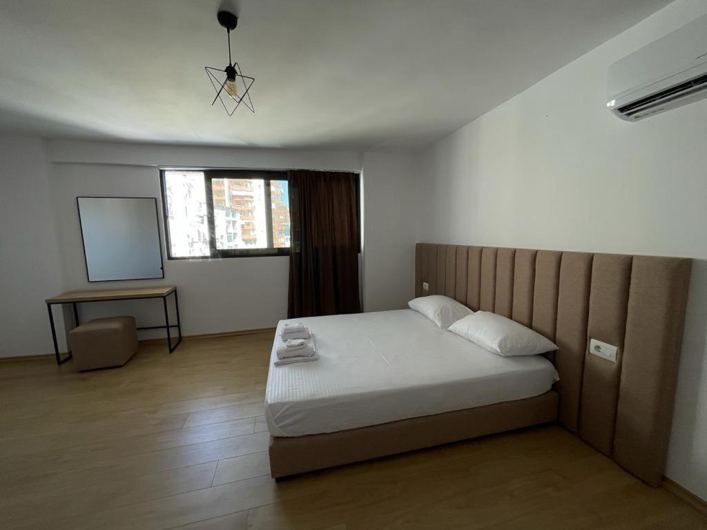 Sunrose Residences Sarande Sarandë Exterior foto