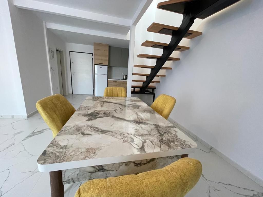 Sunrose Residences Sarande Sarandë Exterior foto