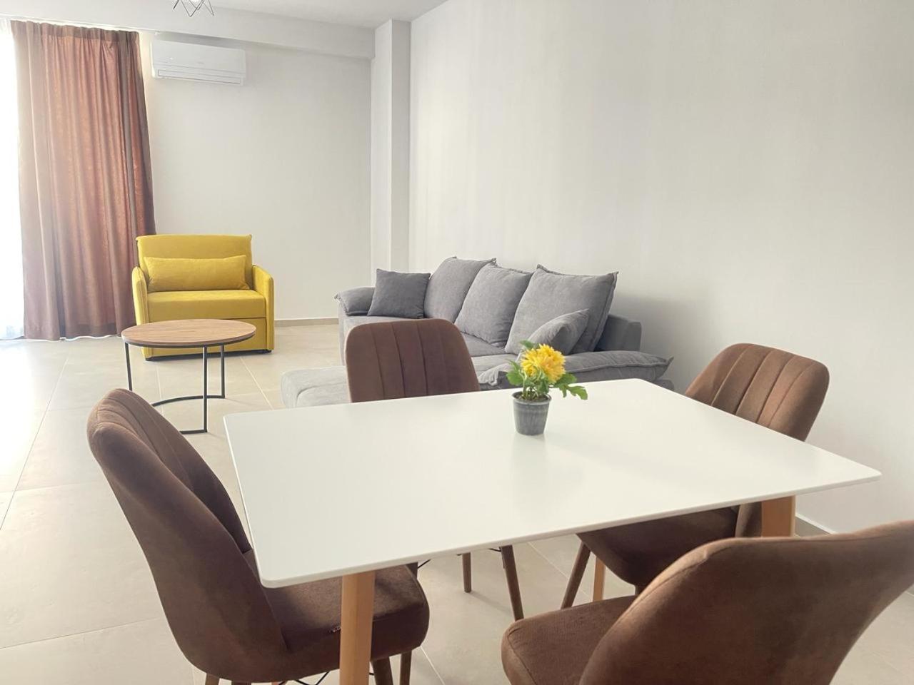 Sunrose Residences Sarande Sarandë Exterior foto
