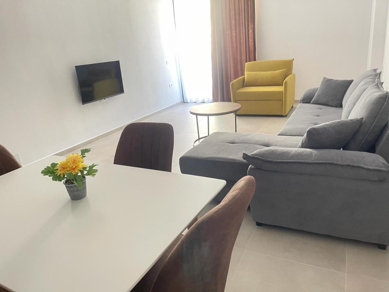 Sunrose Residences Sarande Sarandë Exterior foto